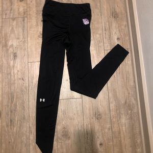 Women’s black leggings